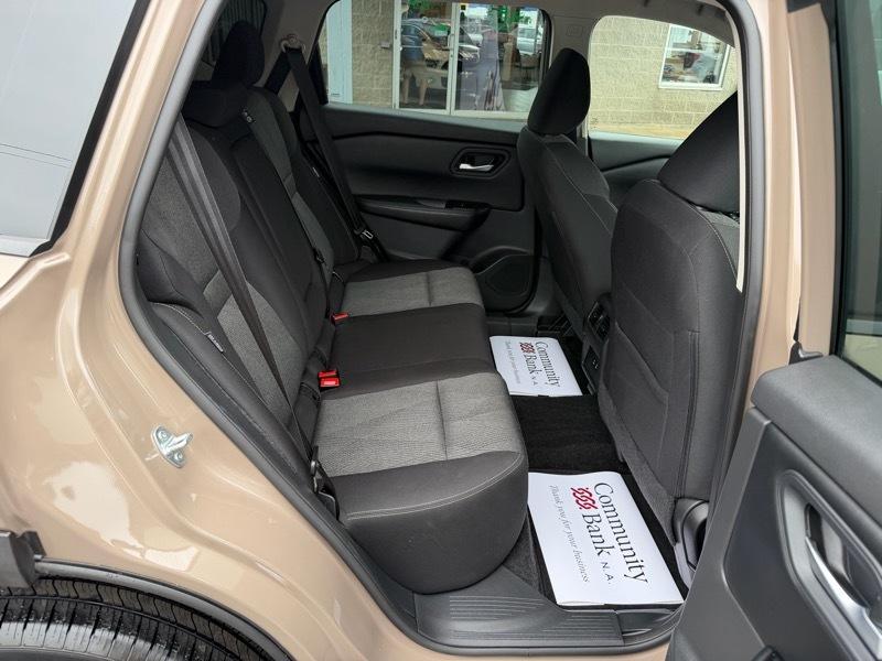 Nissan Rogue SV AWD 2025