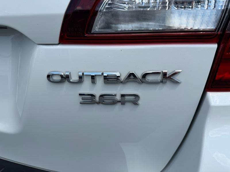 Subaru Outback 3.6R Touring 2019