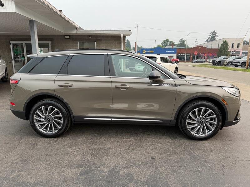 Lincoln Corsair Reserve AWD 2025