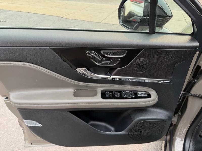 Lincoln Corsair Reserve AWD 2025