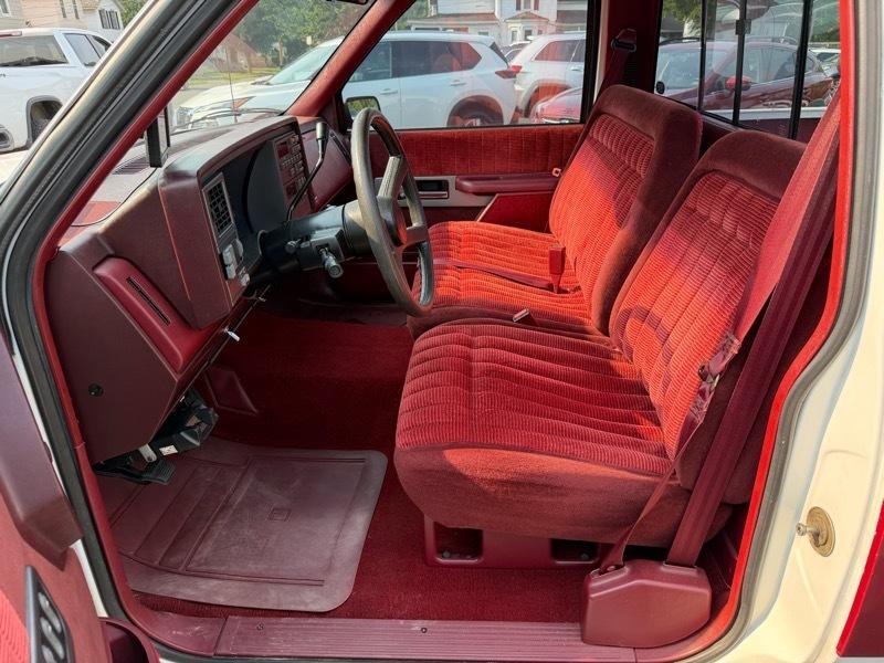 GMC Sierra C/K 1500 Special Reg. Cab 8-ft. Bed 2WD 1990