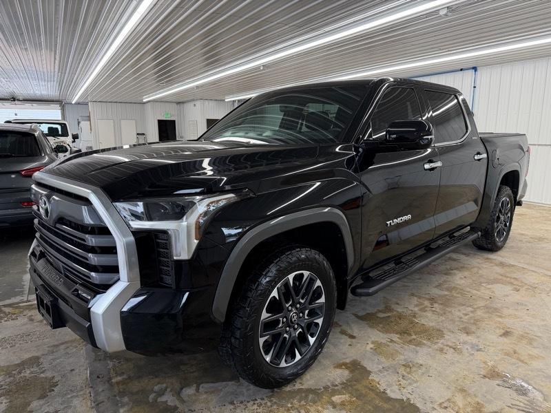 Toyota Tundra Limited CrewMax 4WD 2026