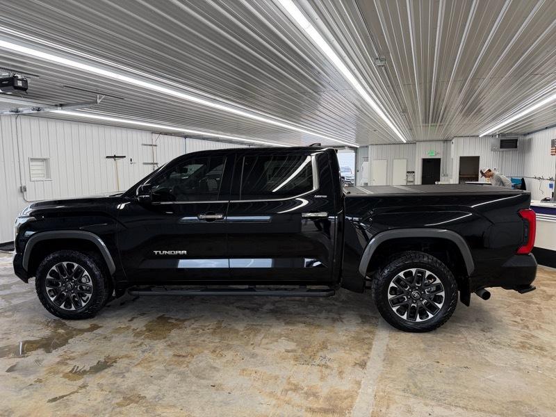 Toyota Tundra Limited CrewMax 4WD 2026
