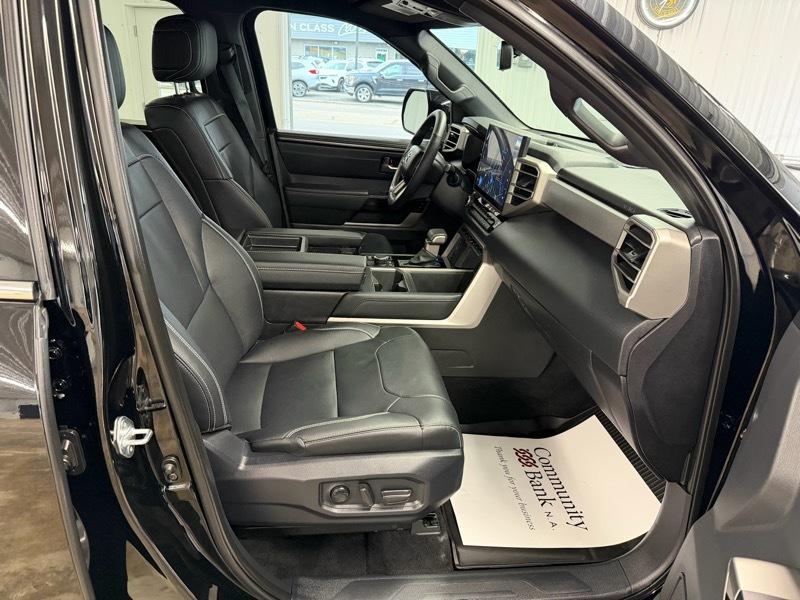 Toyota Tundra Limited CrewMax 4WD 2026