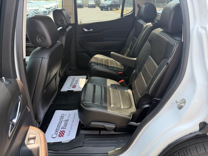 GMC Acadia Denali AWD 2023
