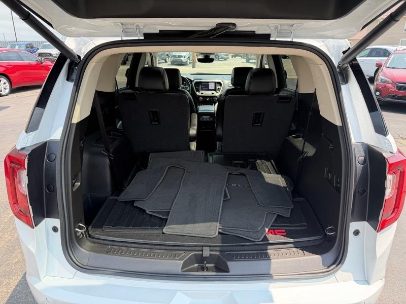 GMC Acadia Denali AWD 2023