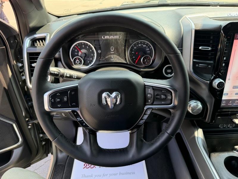 RAM 1500 Laramie Crew Cab SWB 4WD 2026