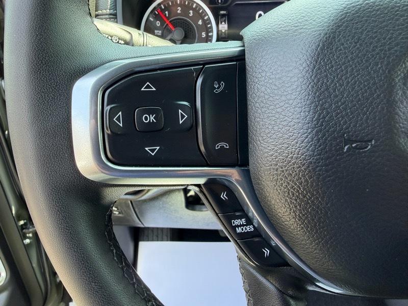 RAM 1500 Laramie Crew Cab SWB 4WD 2026