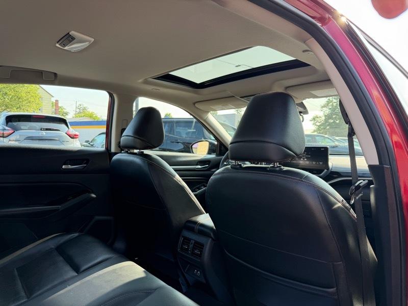 Nissan Altima VC-T SR 2023