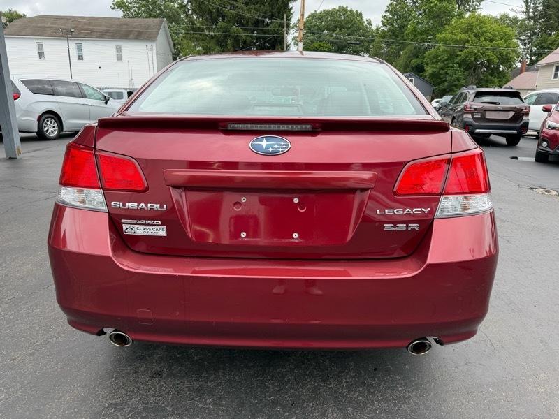 Subaru Legacy 3.6R Limited 2010