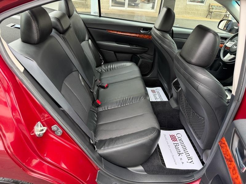 Subaru Legacy 3.6R Limited 2010