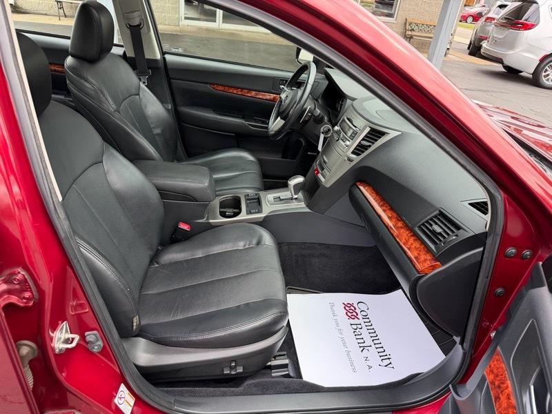 Subaru Legacy 3.6R Limited 2010