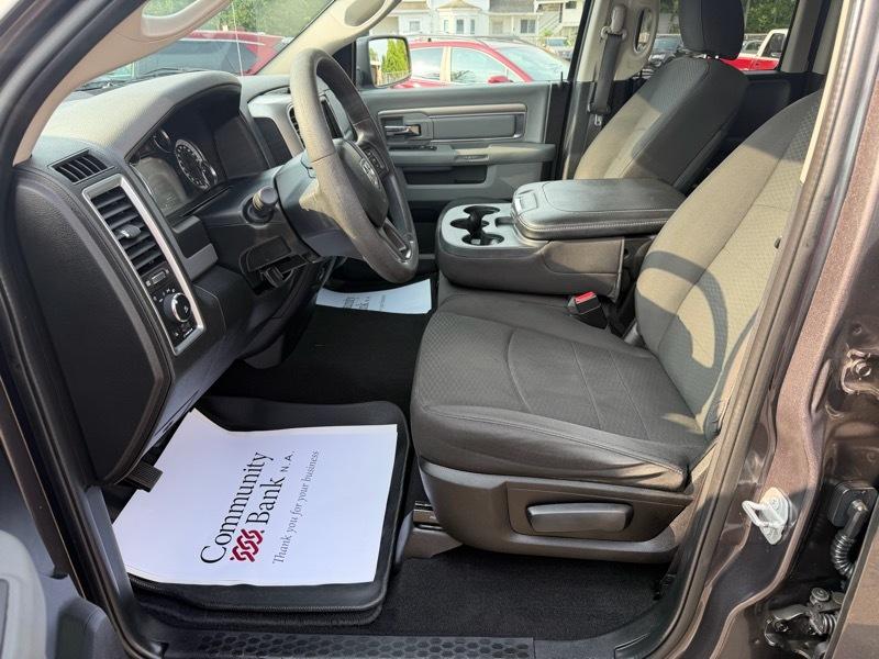 RAM 1500 Classic Tradesman Quad Cab 4WD 2019
