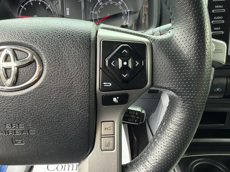 Toyota 4Runner SR5 4WD 2020