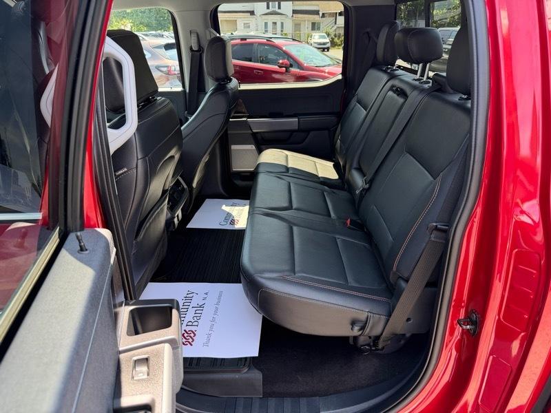 Ford F-150 Lariat SuperCrew 5.5-ft. Bed 4WD 2022
