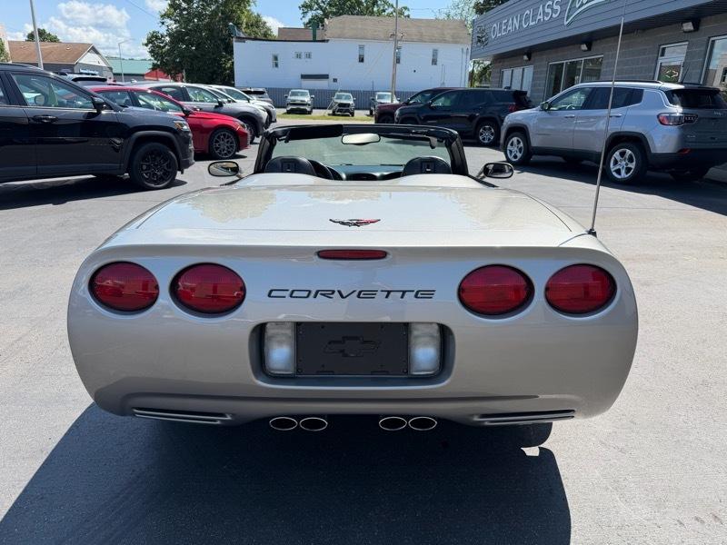 Chevrolet Corvette Convertible 2002