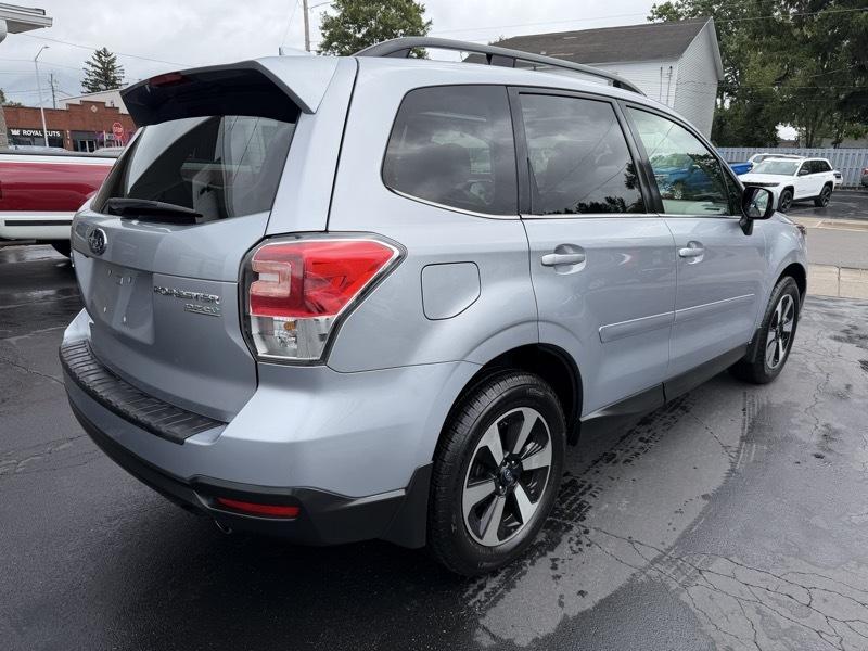 Subaru Forester 2.5i Limited 2017