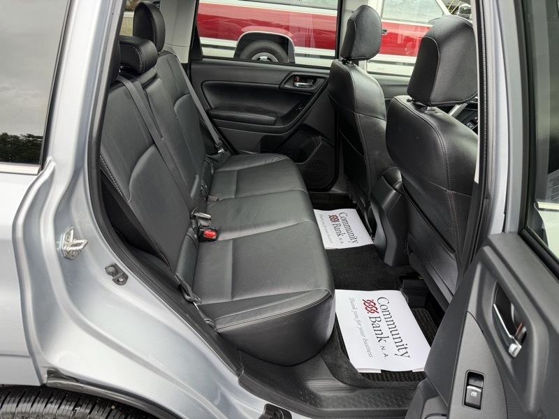 Subaru Forester 2.5i Limited 2017