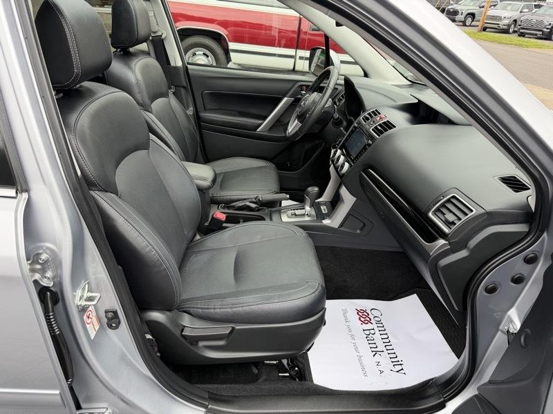Subaru Forester 2.5i Limited 2017