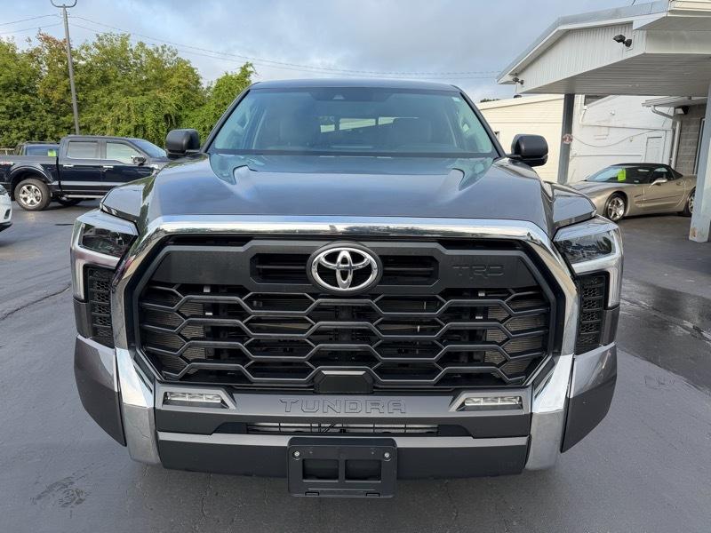 Toyota Tundra SR5 Double Cab 4WD 2023