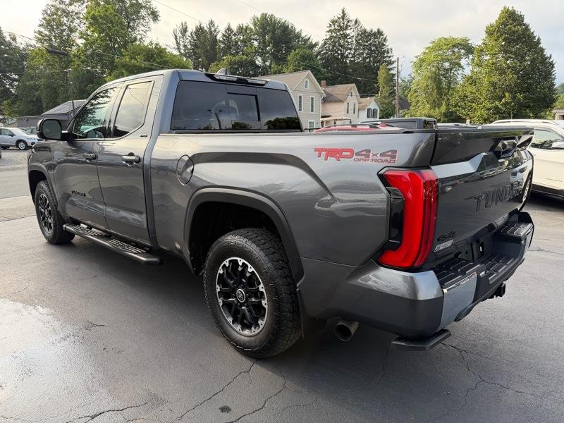 Toyota Tundra SR5 Double Cab 4WD 2023