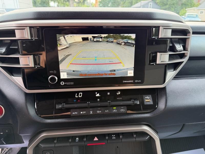 Toyota Tundra SR5 Double Cab 4WD 2023