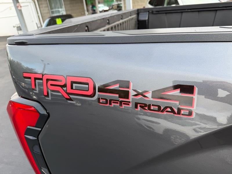 Toyota Tundra SR5 Double Cab 4WD 2023