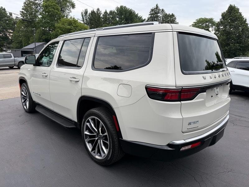 Jeep Wagoneer Series II 4WD 2022