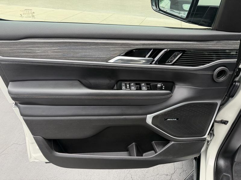 Jeep Wagoneer Series II 4WD 2022