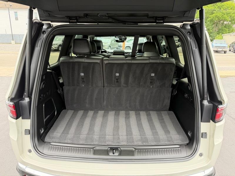 Jeep Wagoneer Series II 4WD 2022