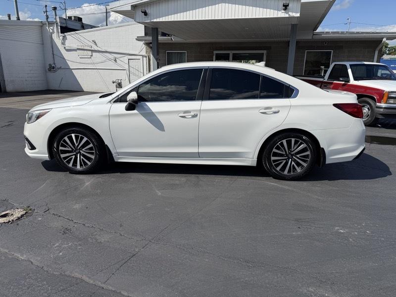 Subaru Legacy 2.5i Premium 2019