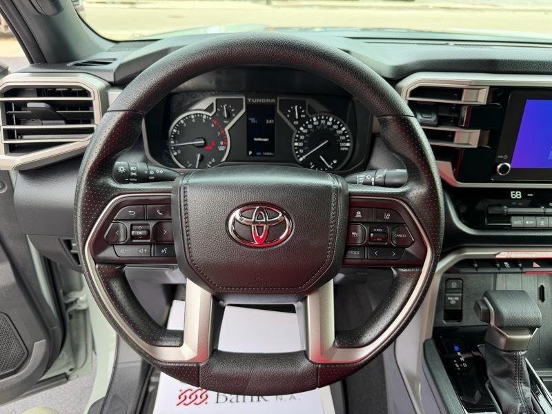 Toyota Tundra SR5 CrewMax 4WD 2026