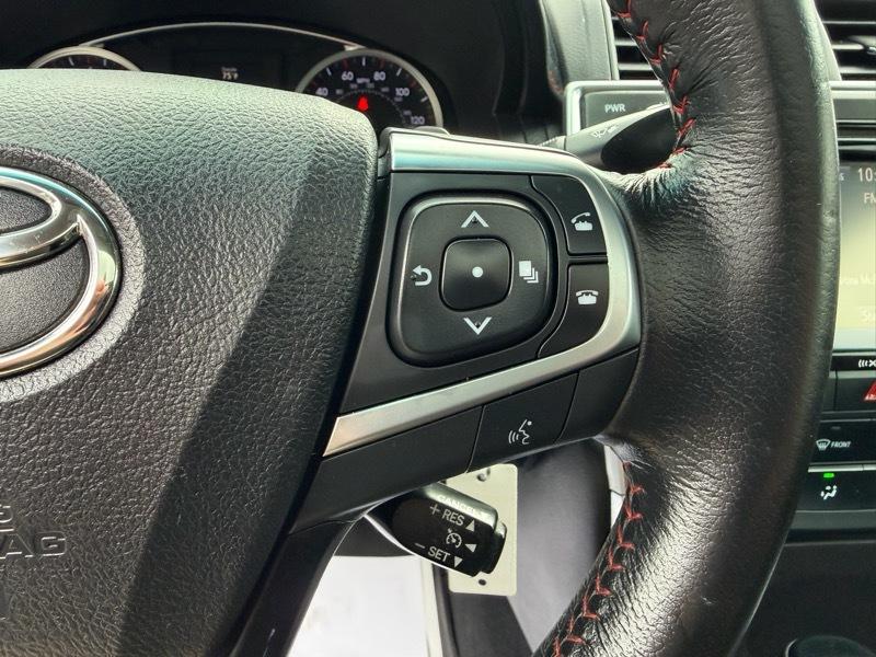 Toyota Camry SE 2016