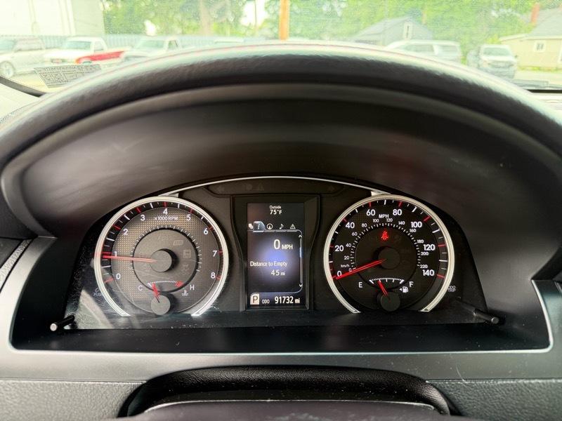 Toyota Camry SE 2016