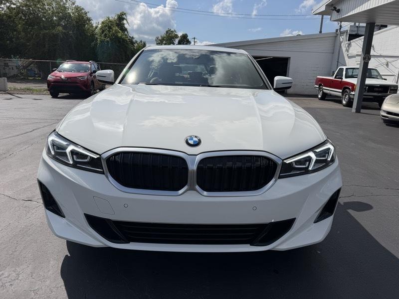 BMW 3-Series 330i xDrive 2024
