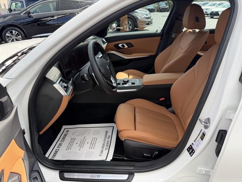 BMW 3-Series 330i xDrive 2024