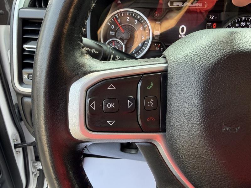 RAM 1500 Big Horn Crew Cab SWB 4WD 2022