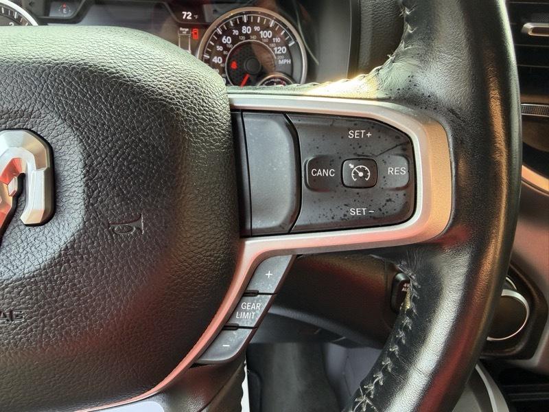 RAM 1500 Big Horn Crew Cab SWB 4WD 2022