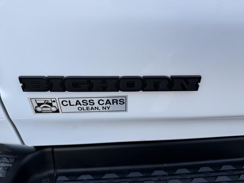 RAM 1500 Big Horn Crew Cab SWB 4WD 2022