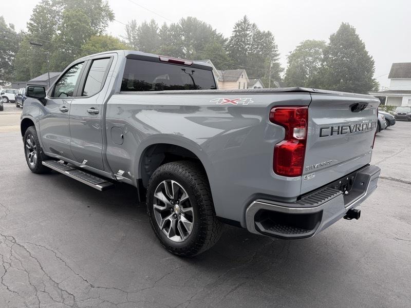 Chevrolet Silverado 1500 LT Double Cab 4WD 2024