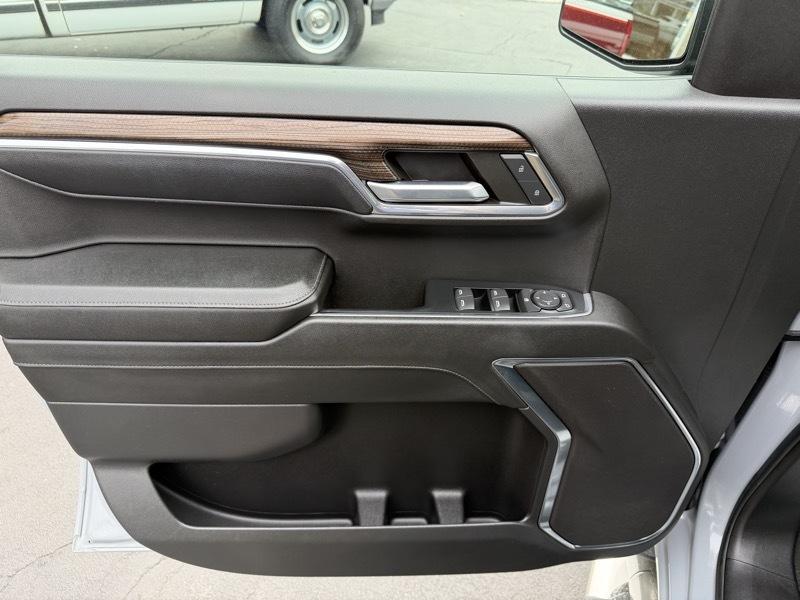Chevrolet Silverado 1500 LT Double Cab 4WD 2024