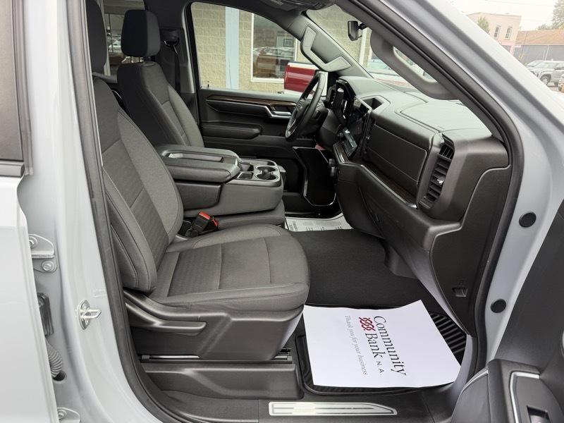 Chevrolet Silverado 1500 LT Double Cab 4WD 2024