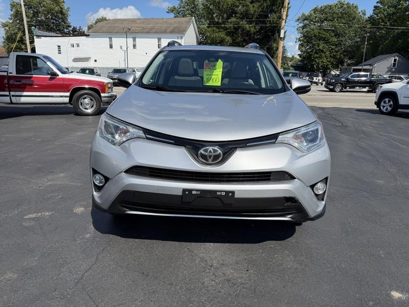 Toyota RAV4 XLE AWD 2018