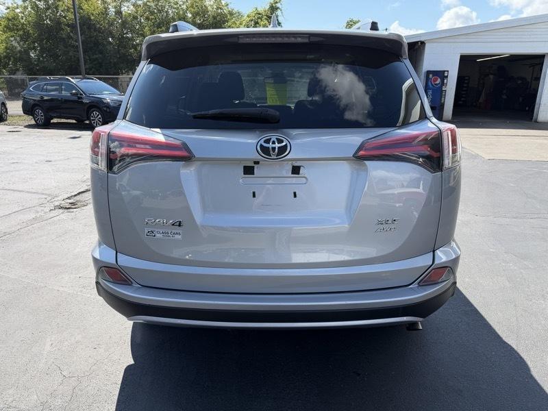 Toyota RAV4 XLE AWD 2018