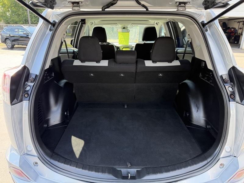 Toyota RAV4 XLE AWD 2018