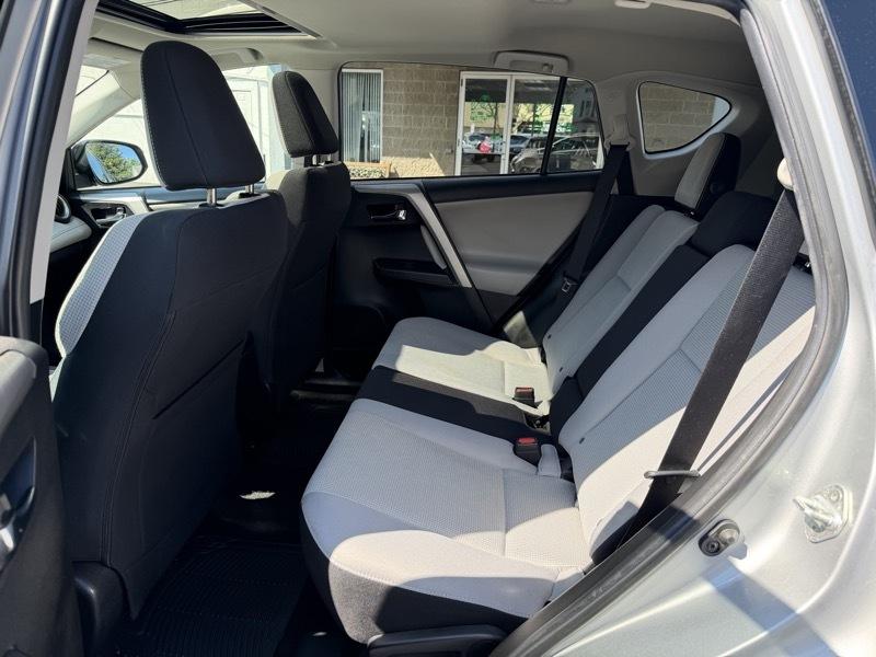 Toyota RAV4 XLE AWD 2018