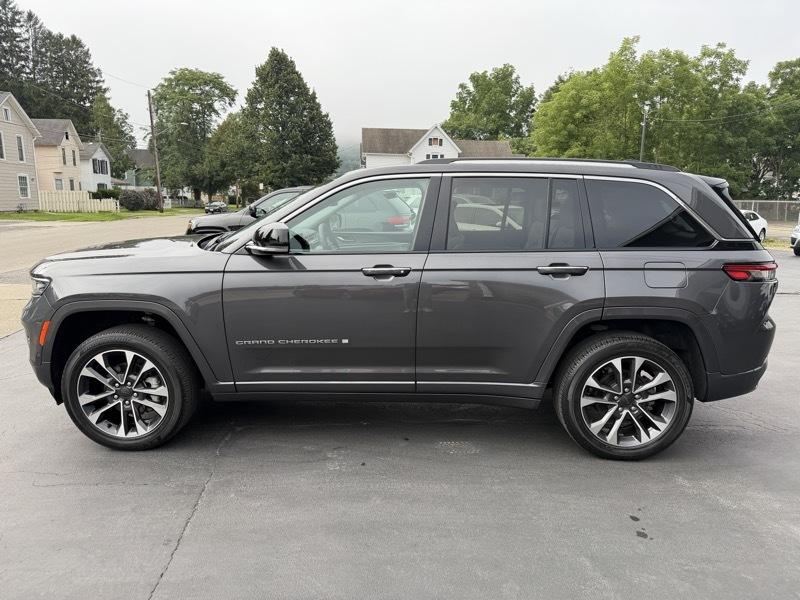 Jeep Grand Cherokee 4dr Overland 4WD 2023