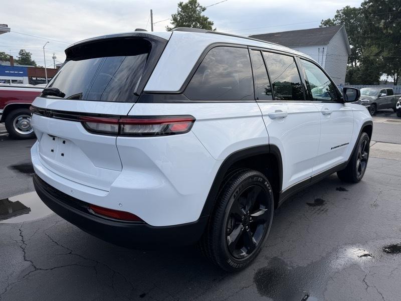 Jeep Grand Cherokee  2023