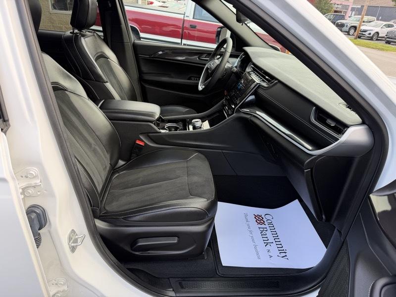 Jeep Grand Cherokee  2023