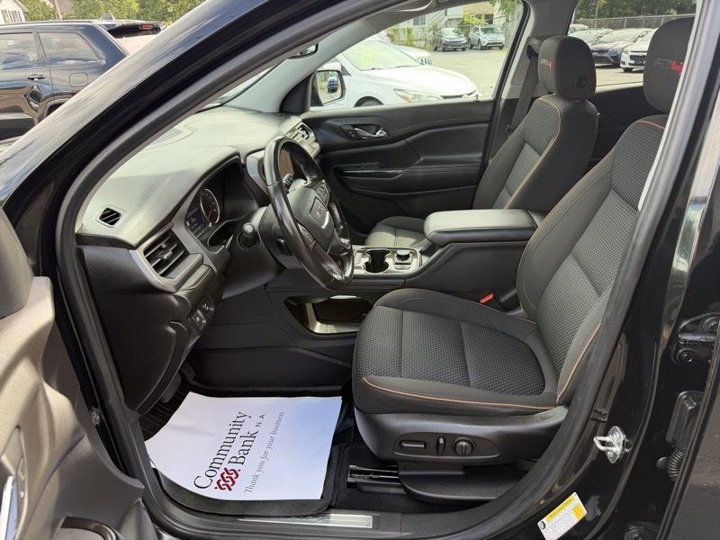 GMC Acadia AT4 2021